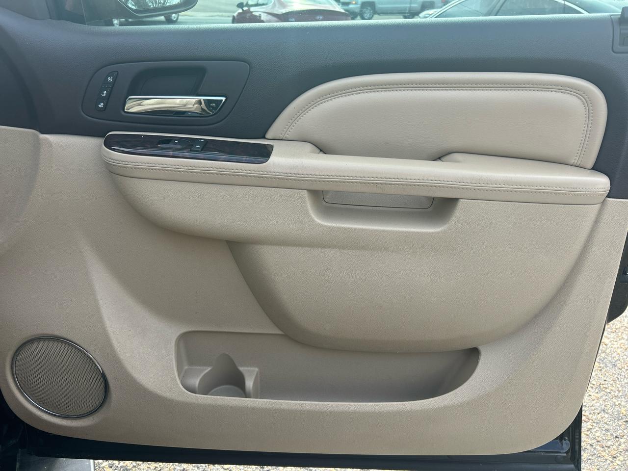 GMC Yukon Denali Denali 2011