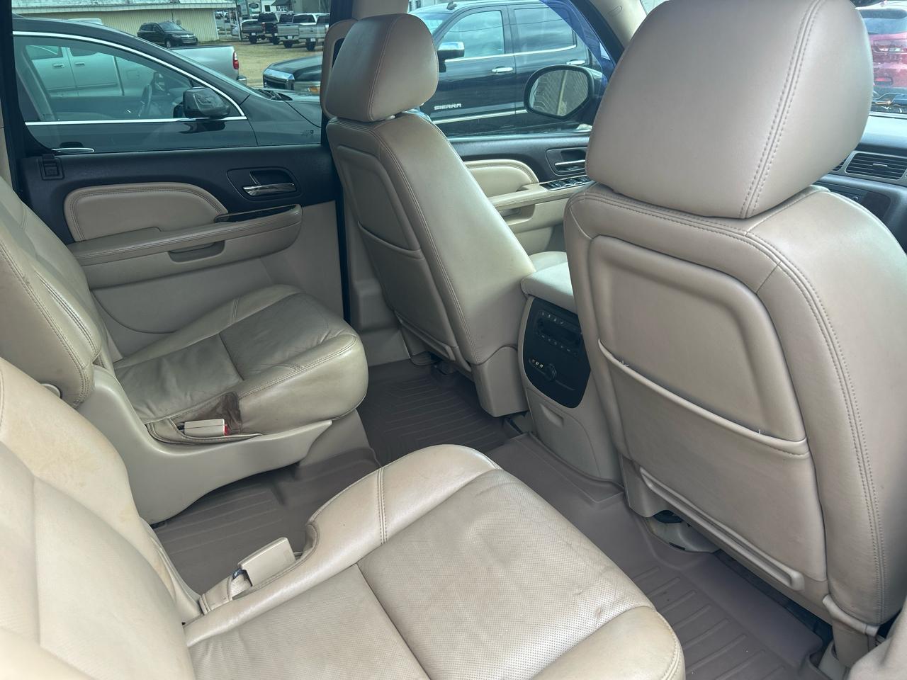 GMC Yukon Denali Denali 2011