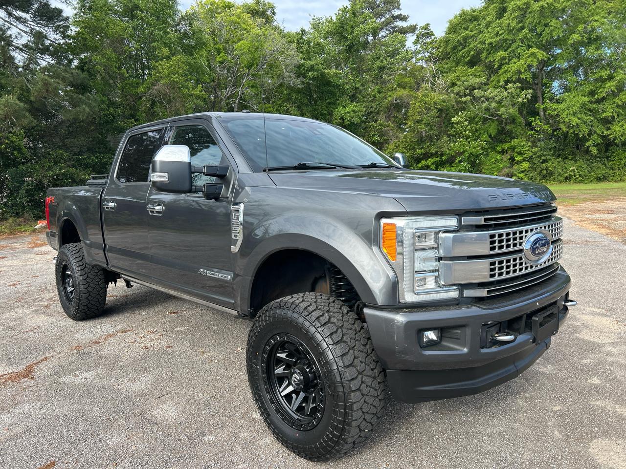 2017 Ford F-250 SD Platinum Crew Cab Long Bed 4WD