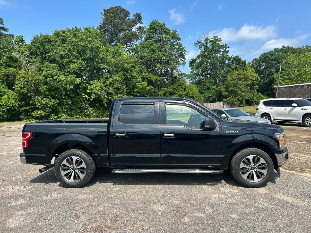 Ford F-150 XLT SuperCrew 4WD 2018