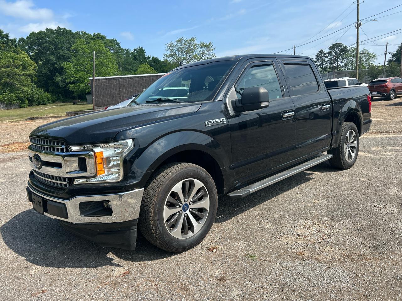 Ford F-150 XLT SuperCrew 4WD 2018