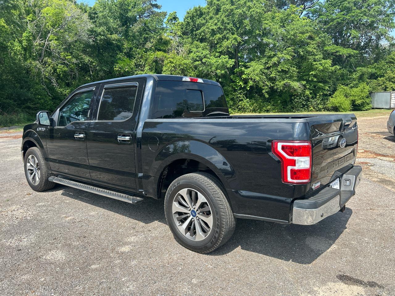 Ford F-150 XLT SuperCrew 4WD 2018
