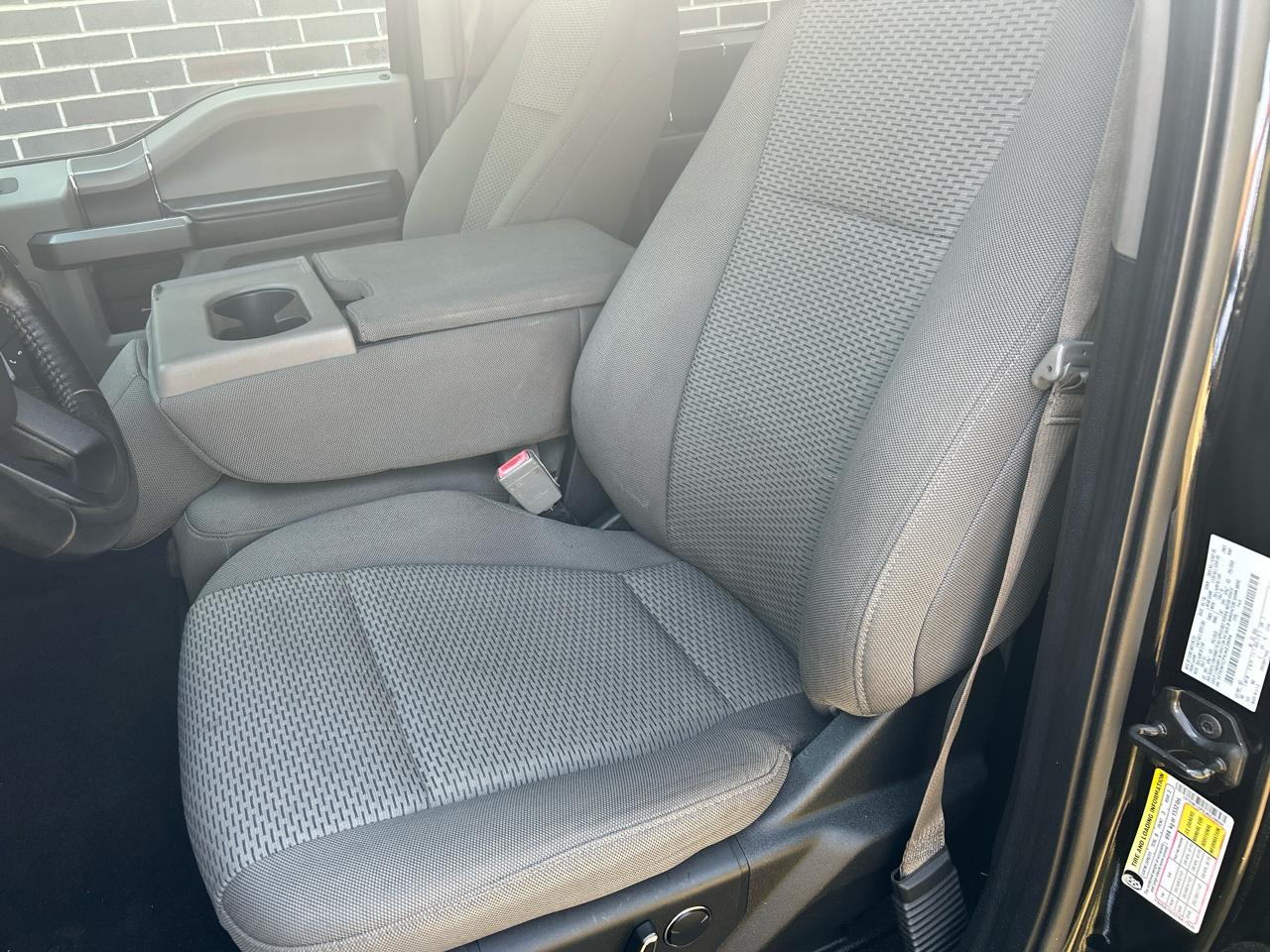 Ford F-150 XLT SuperCrew 4WD 2018
