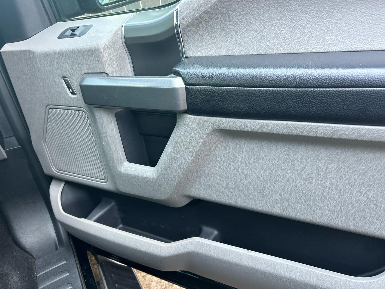 Ford F-150 XLT SuperCrew 4WD 2018