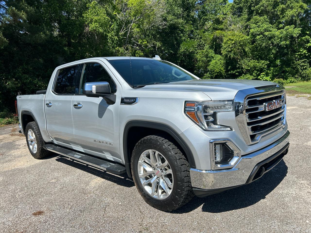 2019 GMC Sierra 4WD Crew Cab Short Box SLT's photo
