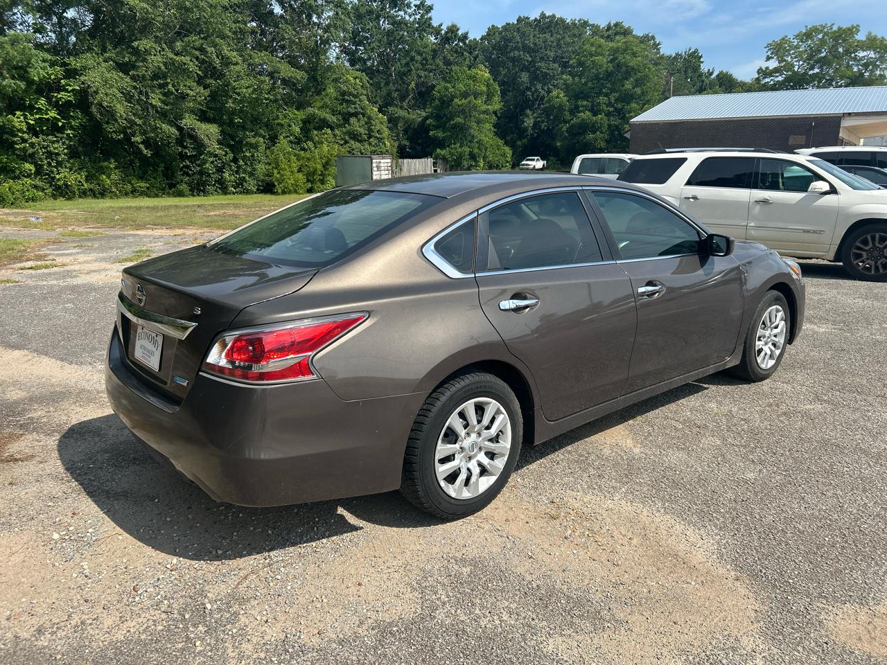 Nissan Altima  2014