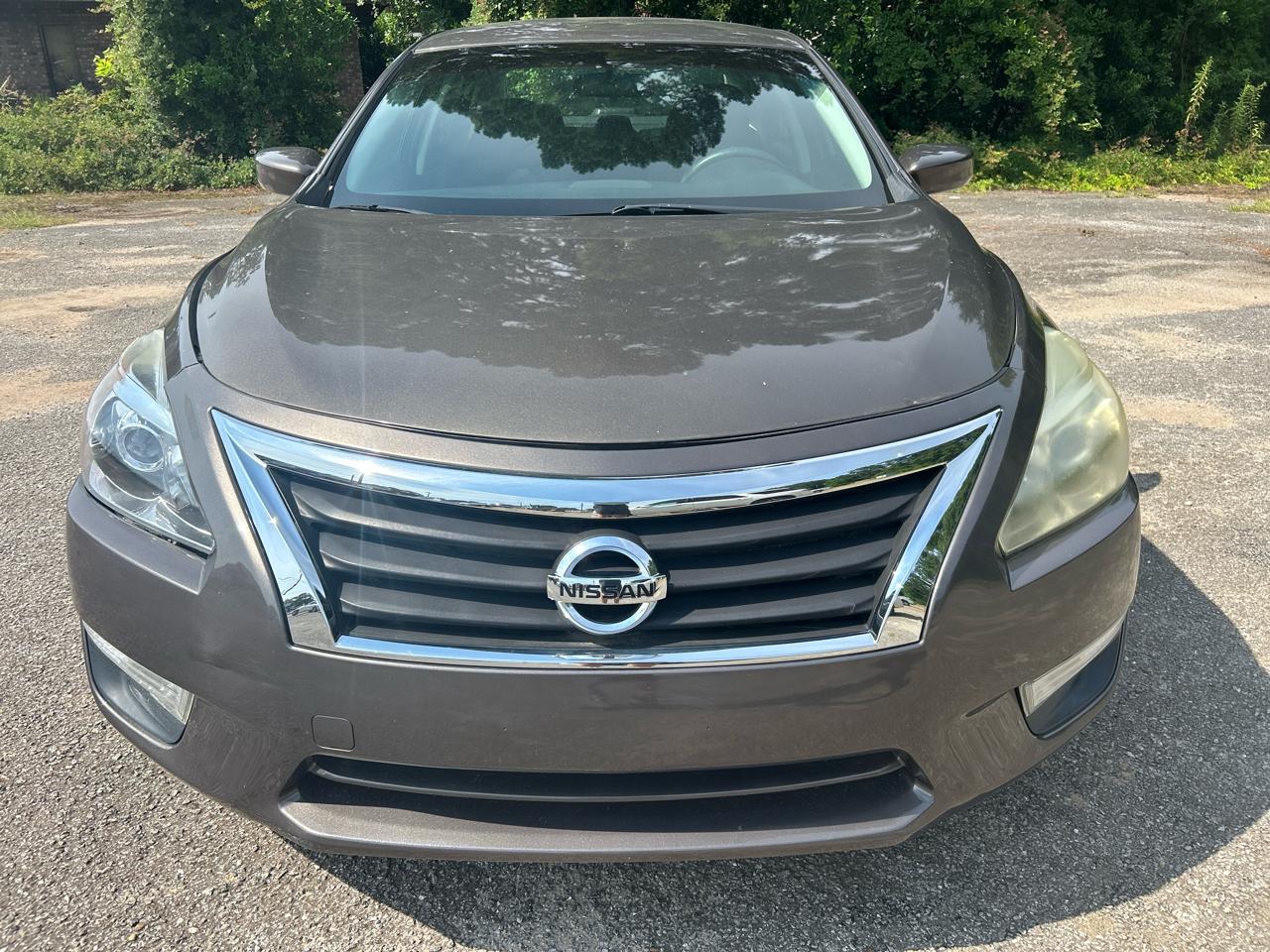 Nissan Altima  2014