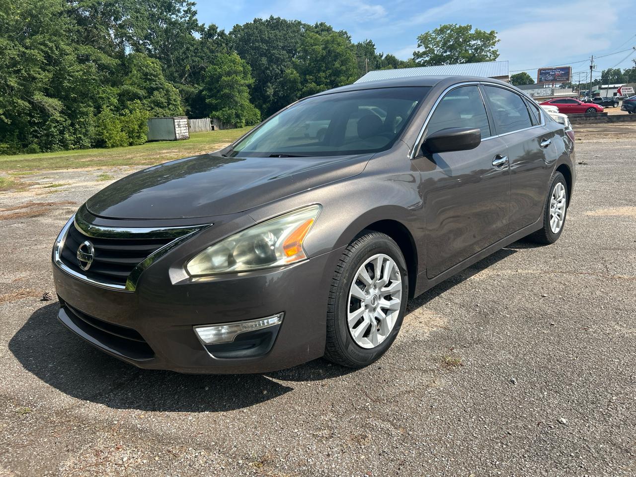 Nissan Altima  2014