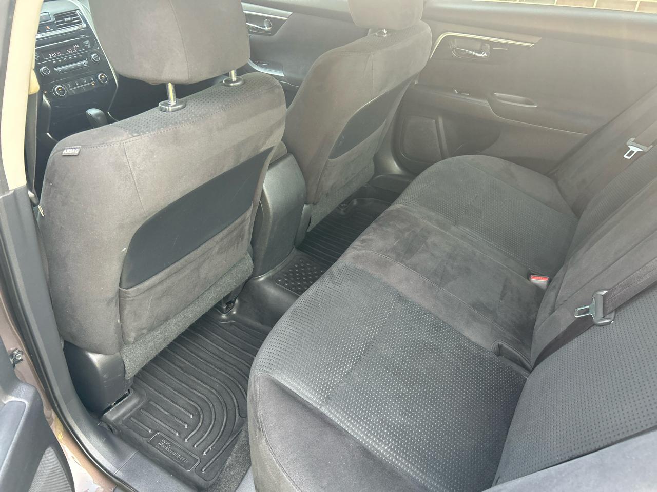 Nissan Altima  2014