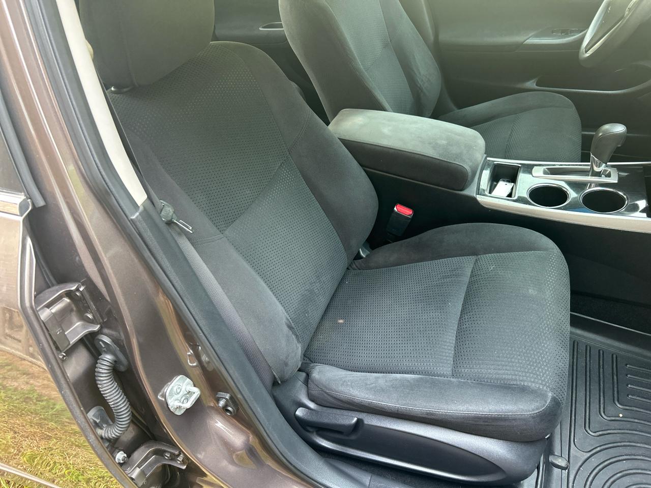 Nissan Altima  2014