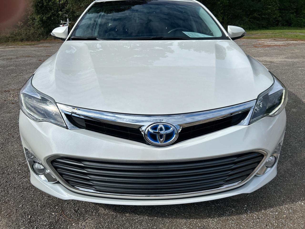 Toyota Avalon Hybrid  2014