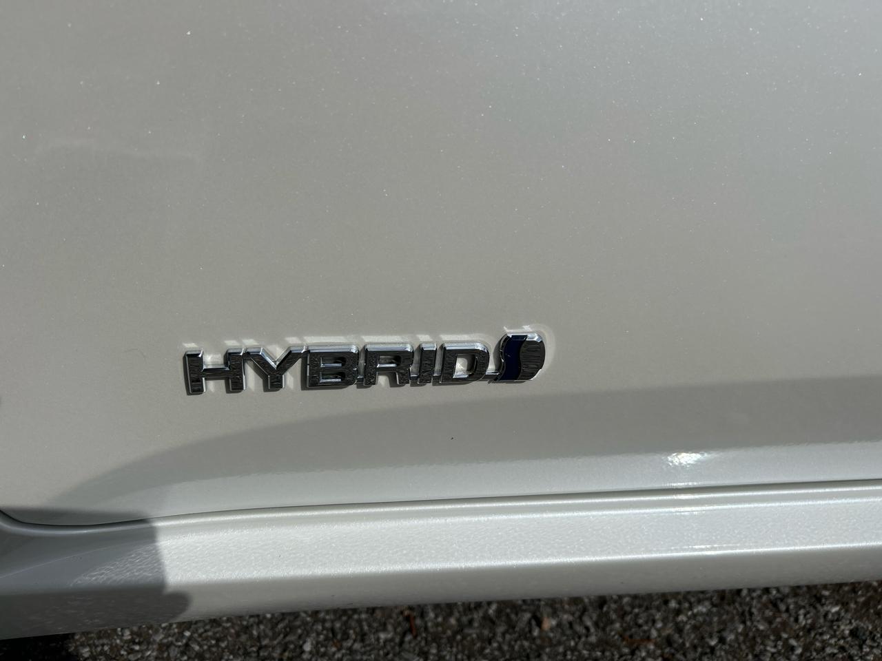 Toyota Avalon Hybrid  2014