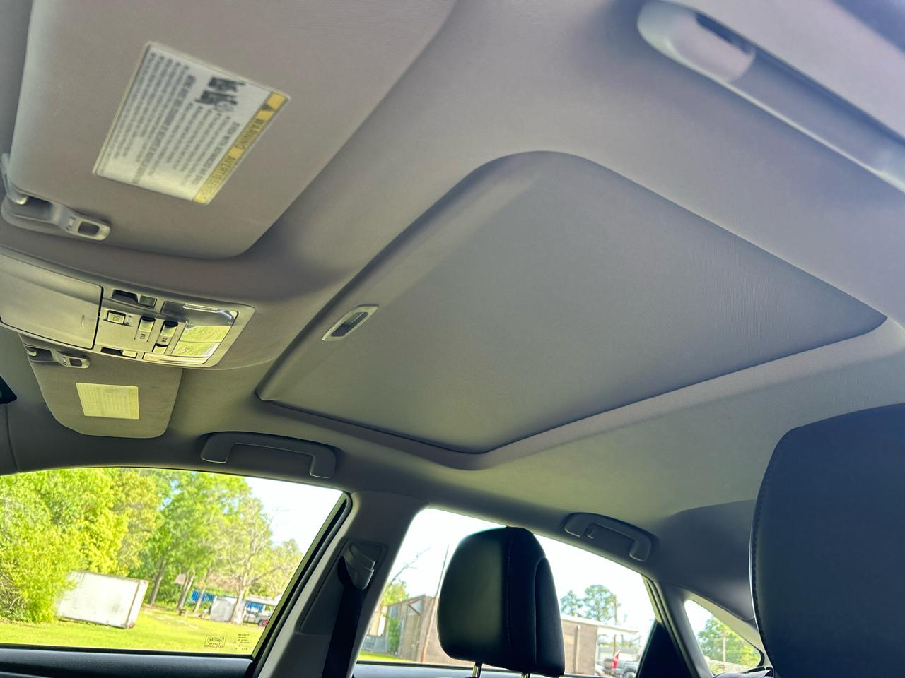 Toyota Avalon Hybrid  2014