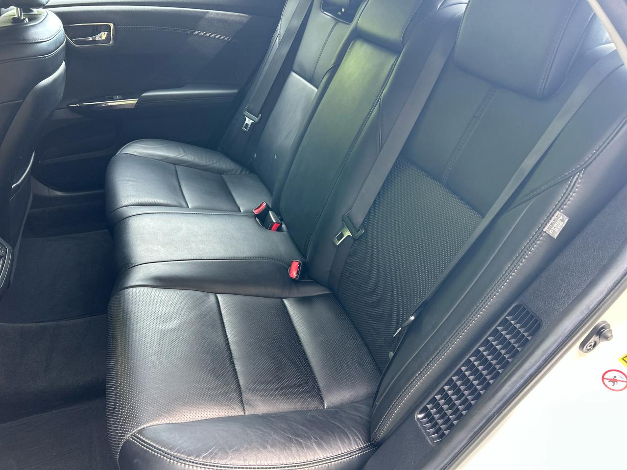 Toyota Avalon Hybrid  2014