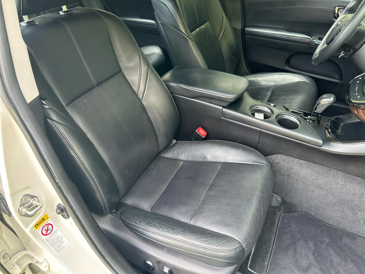 Toyota Avalon Hybrid  2014