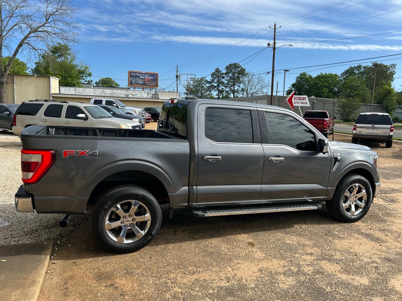 Ford F-150 Lariat SuperCab Short Bed 4WD 2021
