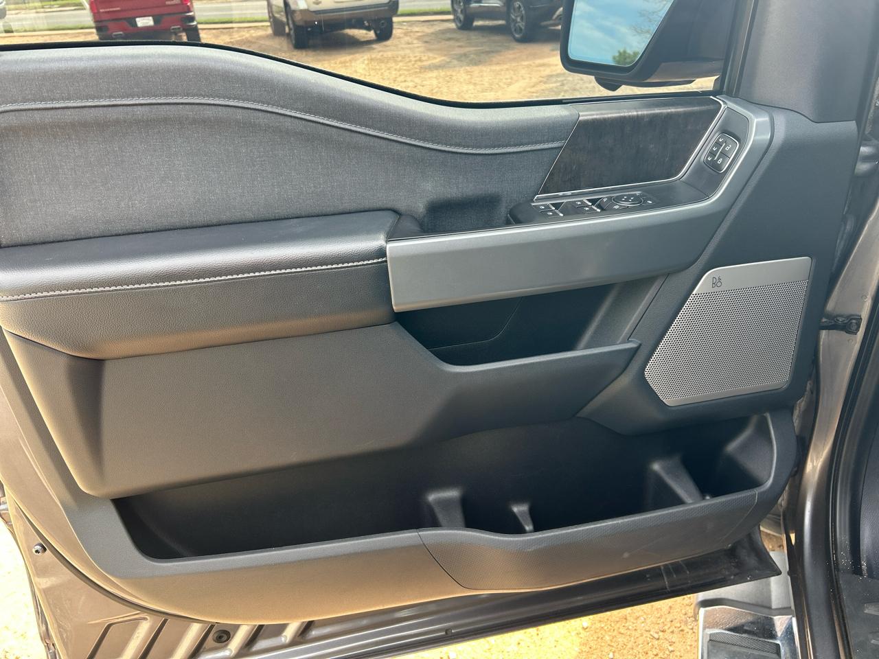 Ford F-150 Lariat SuperCab Short Bed 4WD 2021