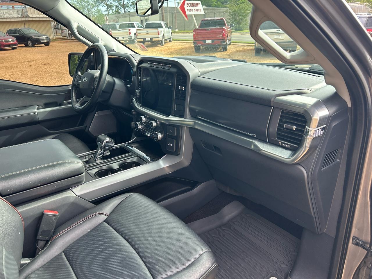 Ford F-150 Lariat SuperCab Short Bed 4WD 2021