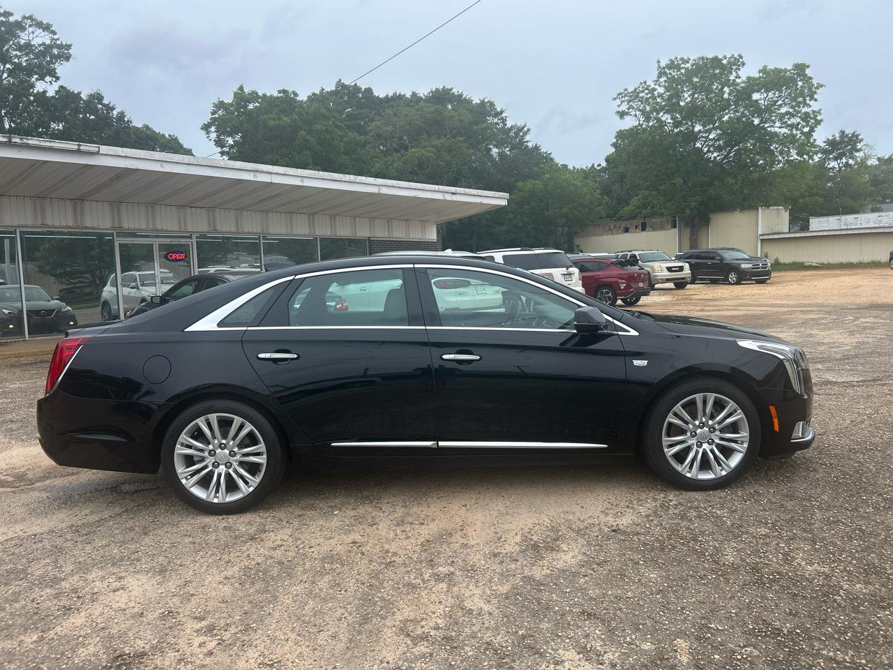 Cadillac XTS Luxury 2019