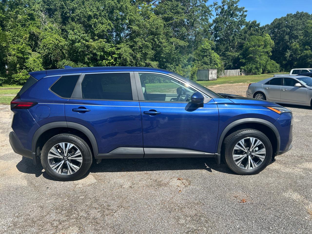 Nissan Rogue SV 2023