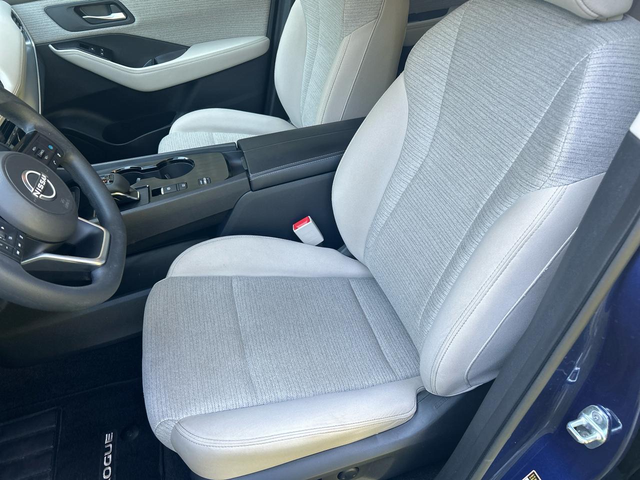 Nissan Rogue SV 2023