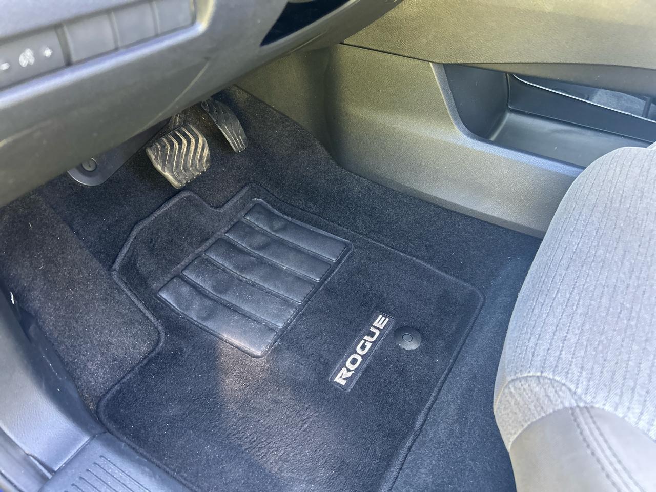 Nissan Rogue SV 2023