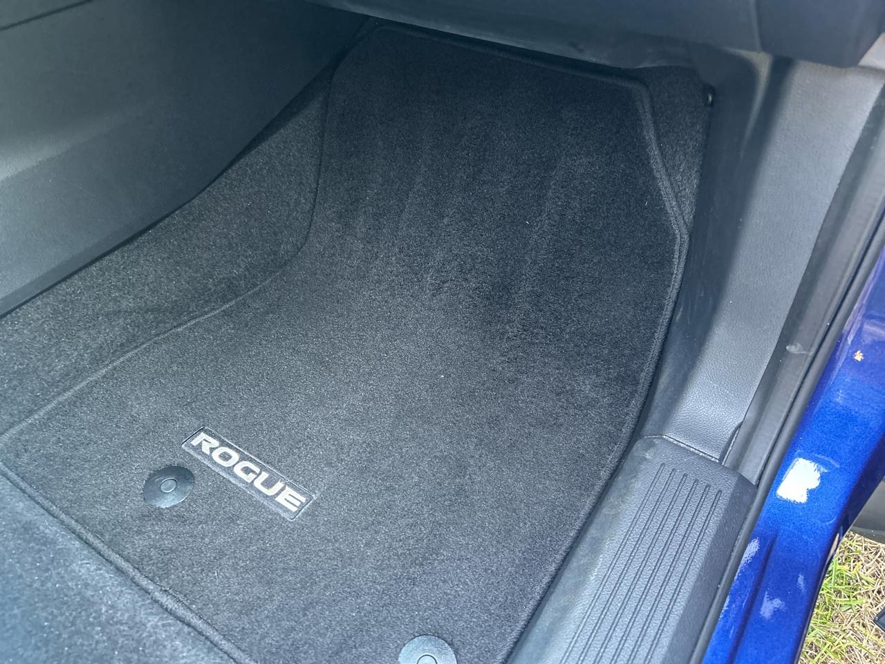 Nissan Rogue SV 2023