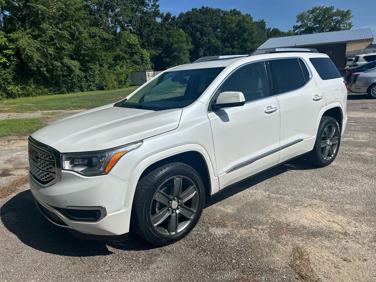 GMC Acadia Denali 2019
