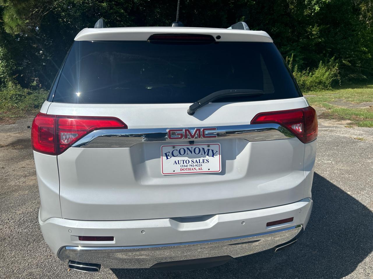 GMC Acadia Denali 2019