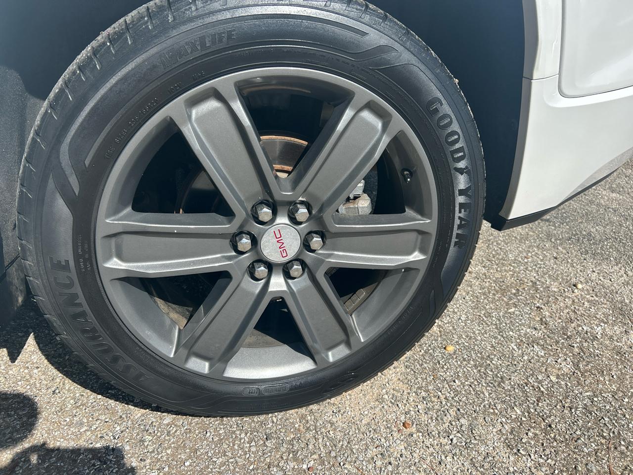 GMC Acadia Denali 2019