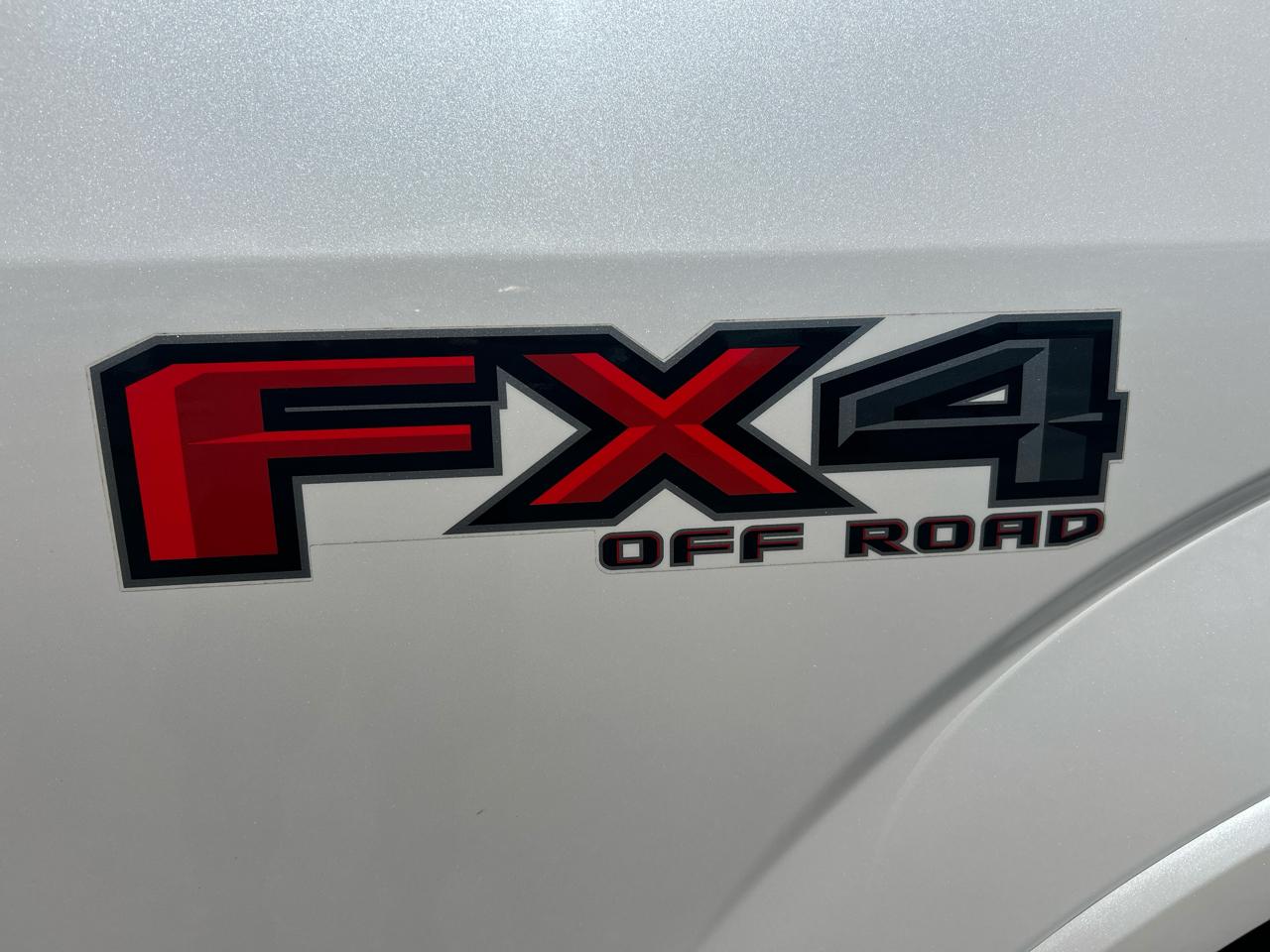 Ford F-150 Platinum 4WD SuperCrew 5.5' Box 2018