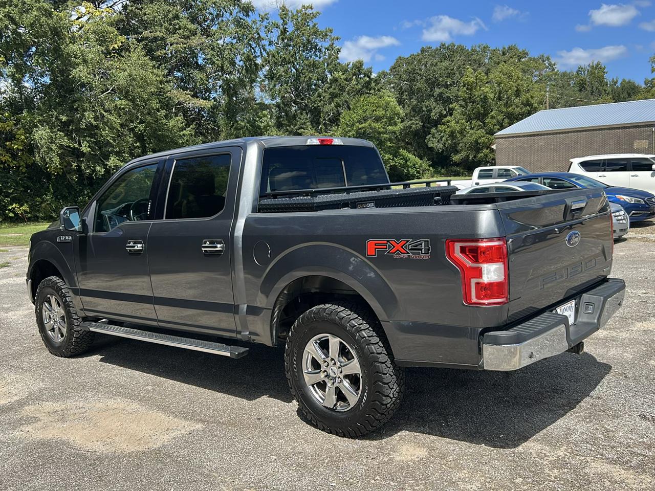 Ford F-150 Lariat SuperCrew 4WD 2018