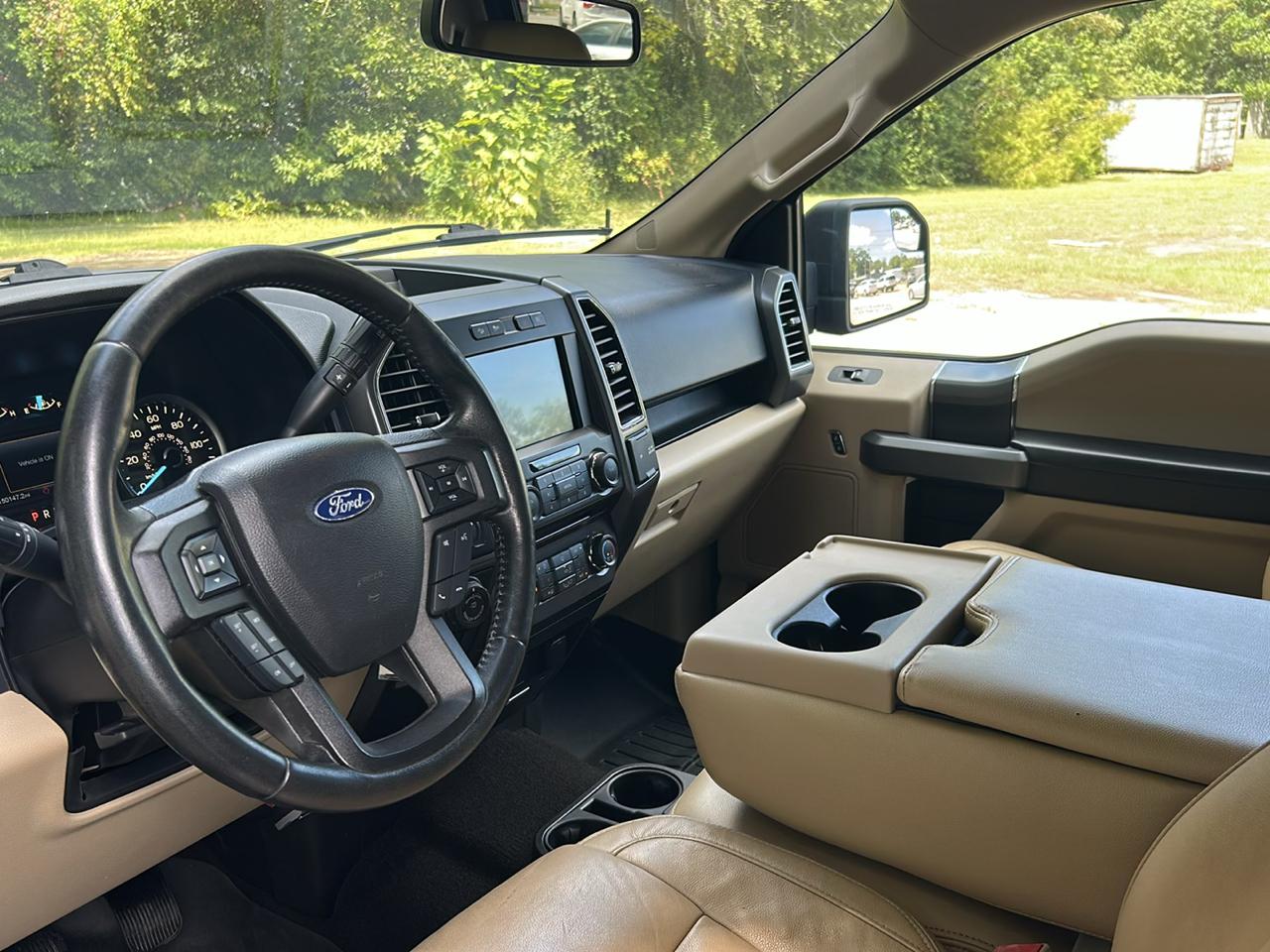 Ford F-150 Lariat SuperCrew 4WD 2018