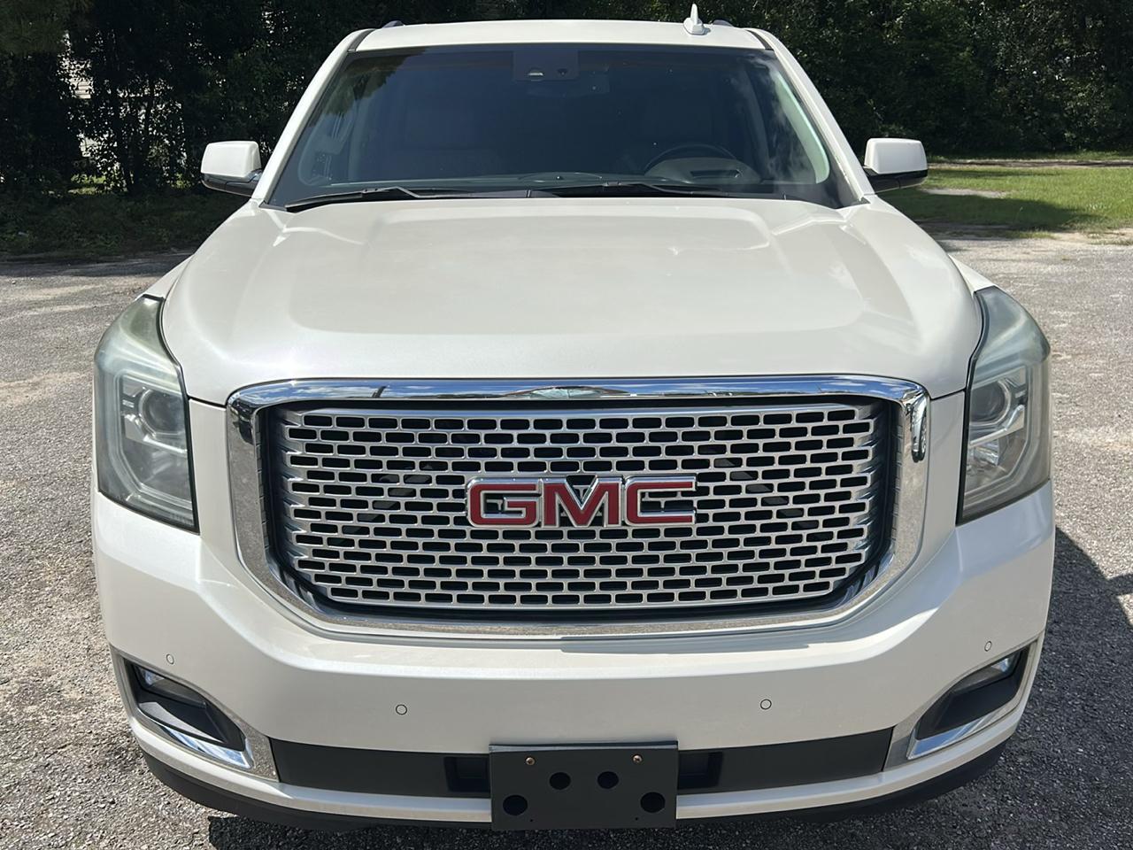GMC Yukon Denali  2015