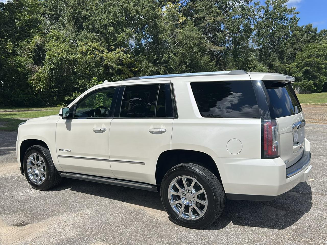 GMC Yukon Denali  2015