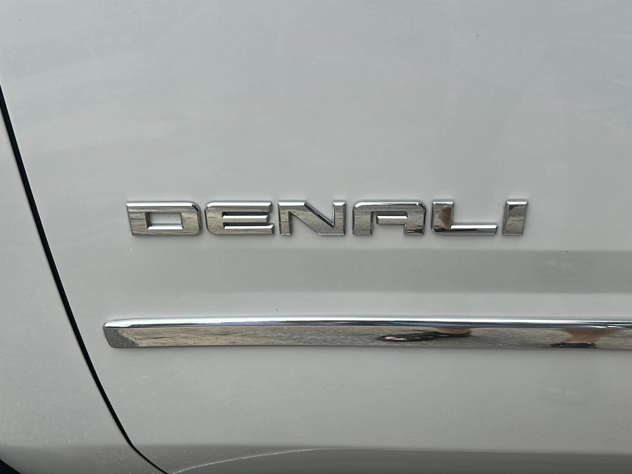 GMC Yukon Denali Denali 2016