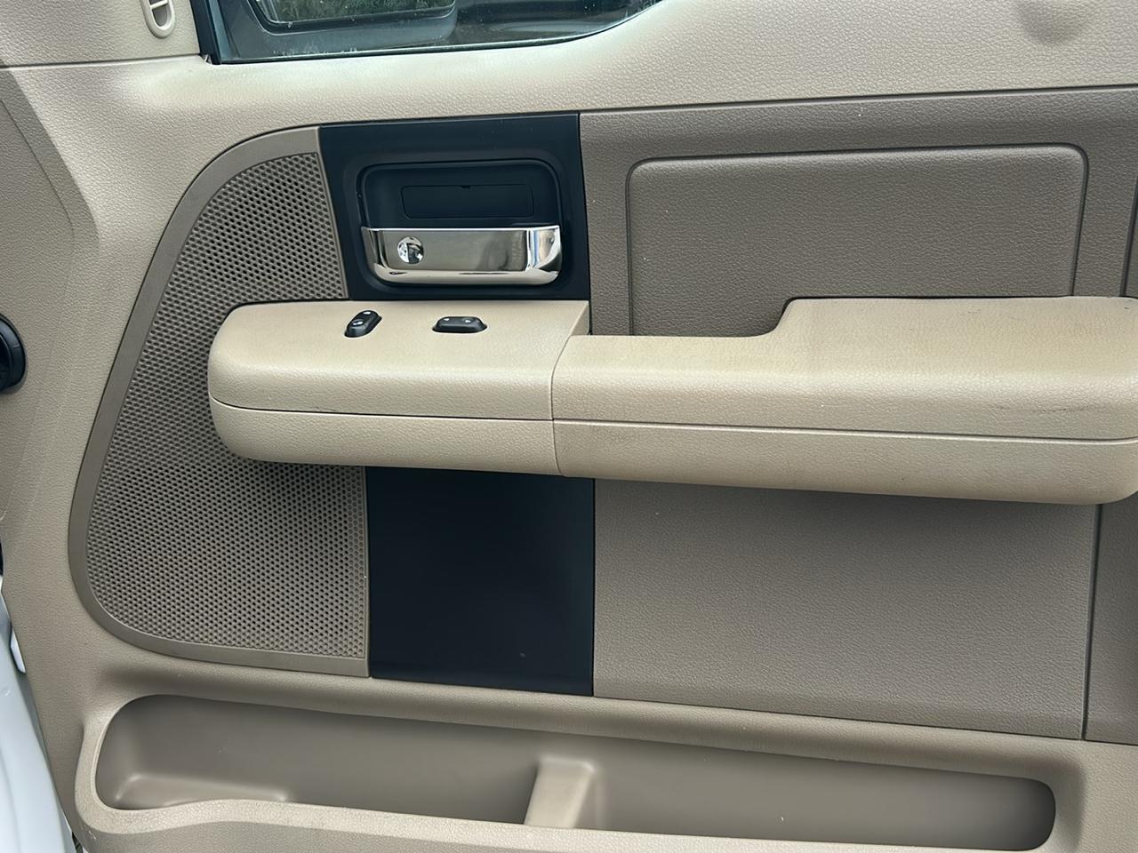Ford F-150  2006