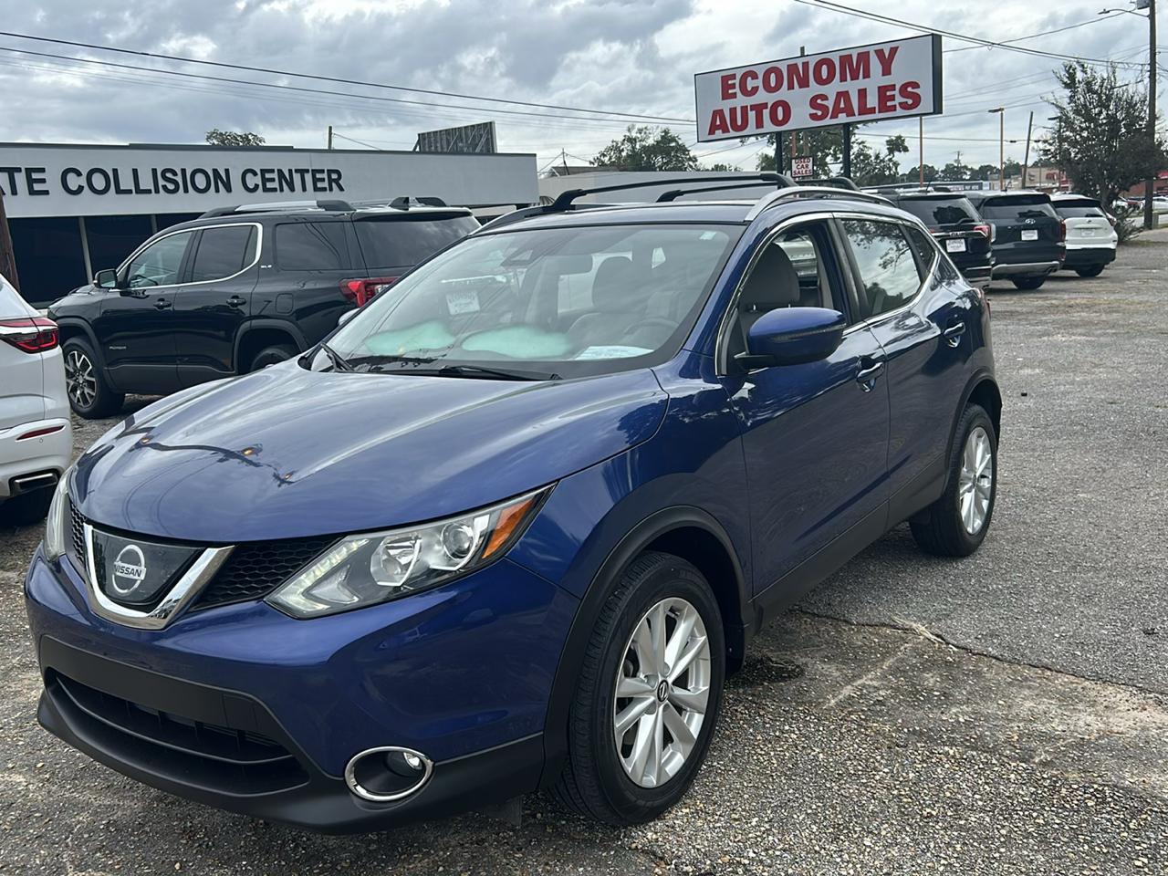 Nissan Rogue Sport SV 4D SUV AWD 2019