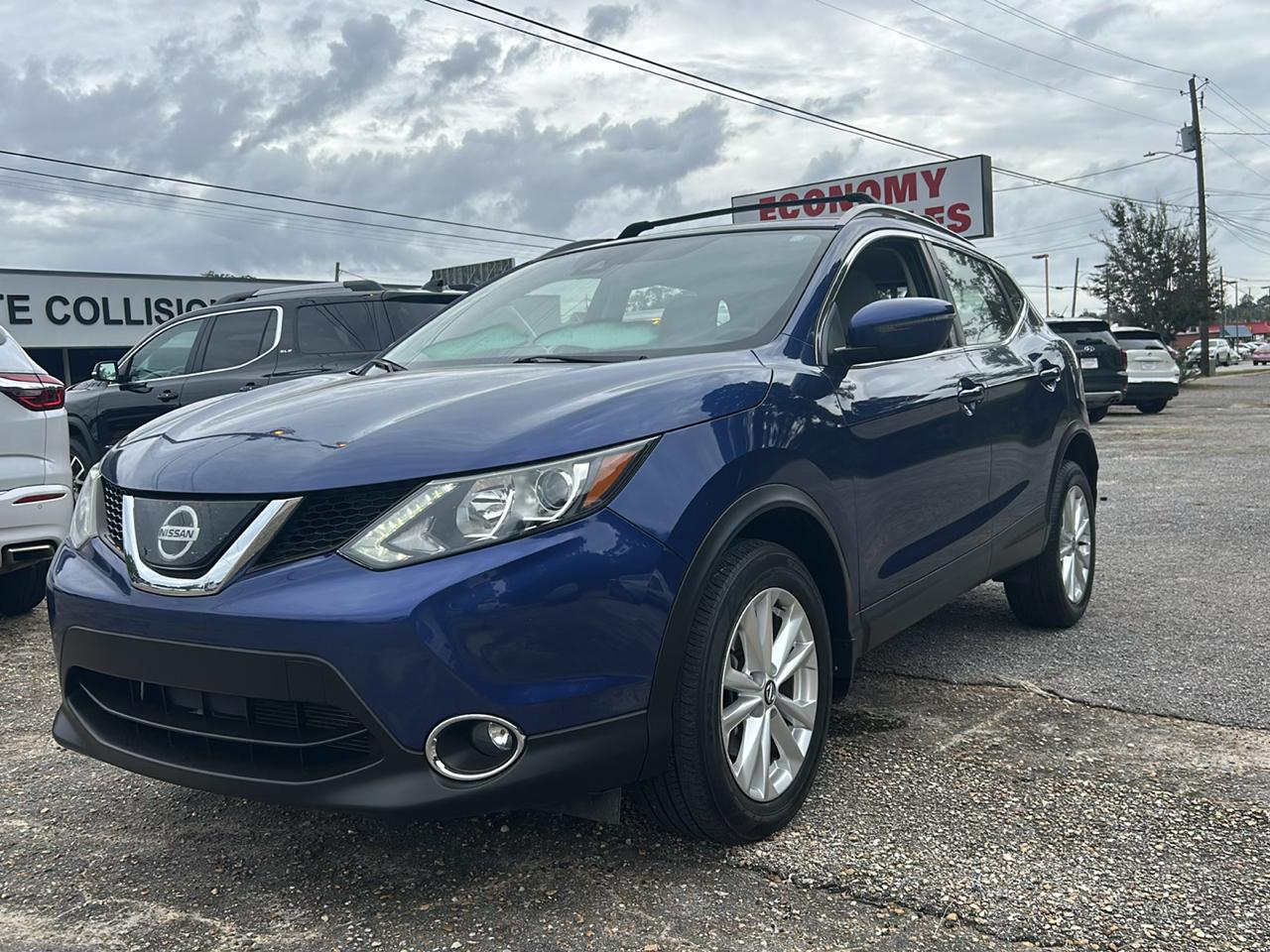 Nissan Rogue Sport SV 4D SUV AWD 2019