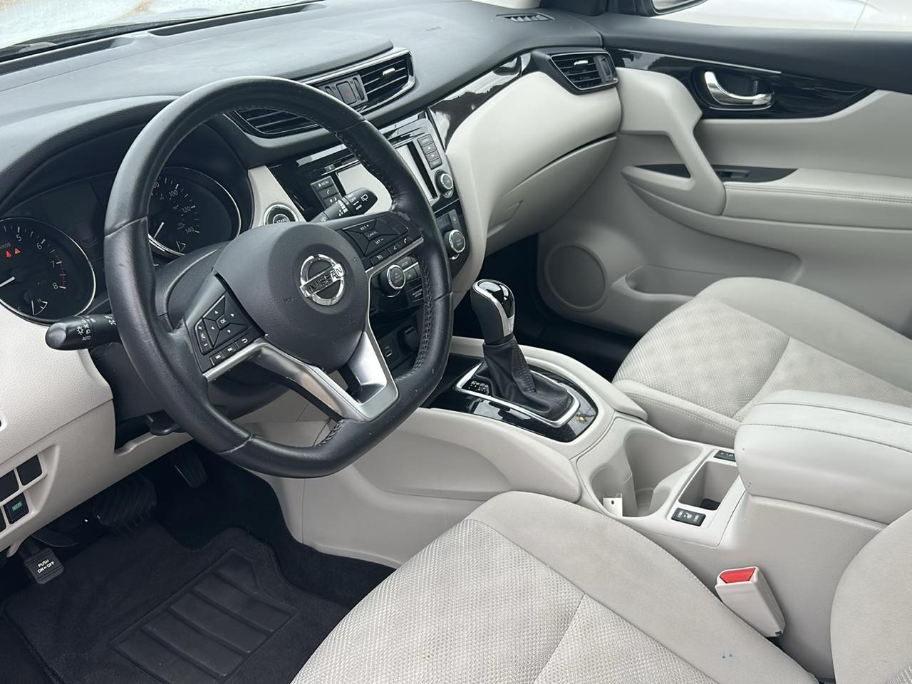 Nissan Rogue Sport SV 4D SUV AWD 2019