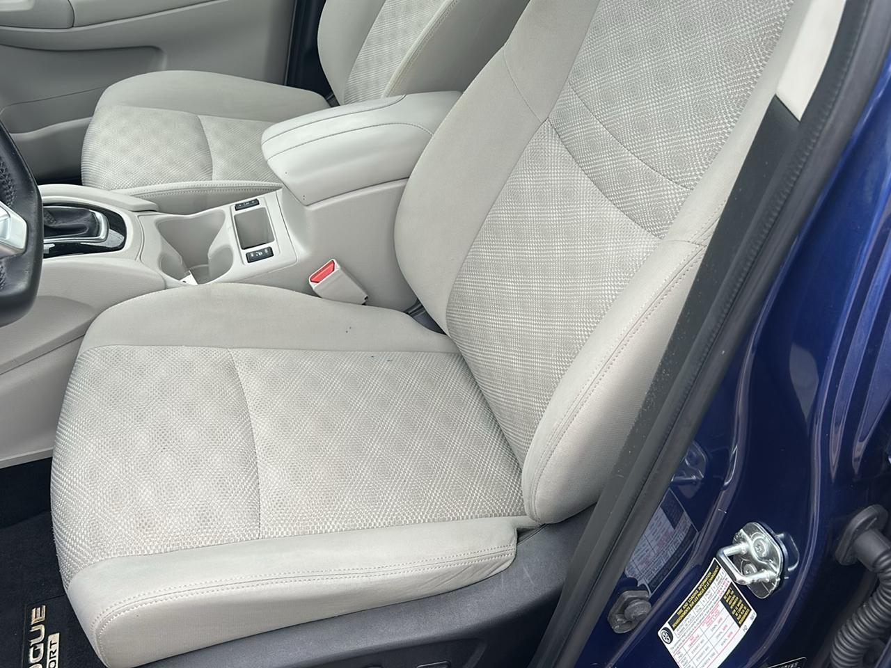 Nissan Rogue Sport SV 4D SUV AWD 2019