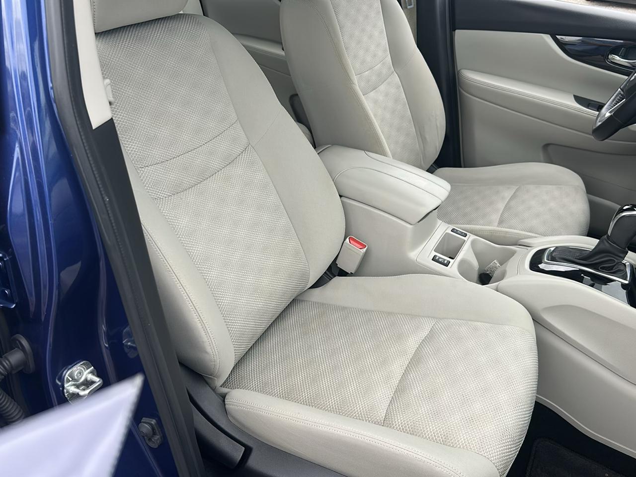 Nissan Rogue Sport SV 4D SUV AWD 2019