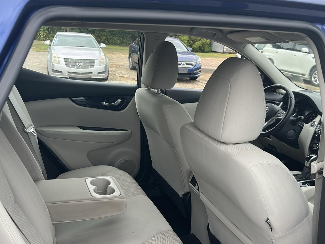 Nissan Rogue Sport SV 4D SUV AWD 2019