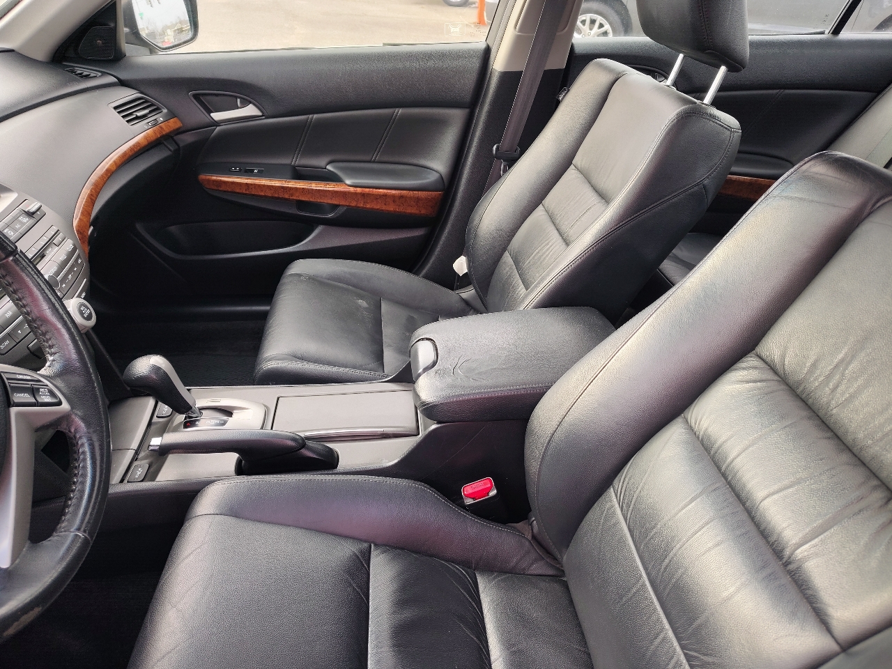 Honda Accord EX-L V6 Sedan AT 2012