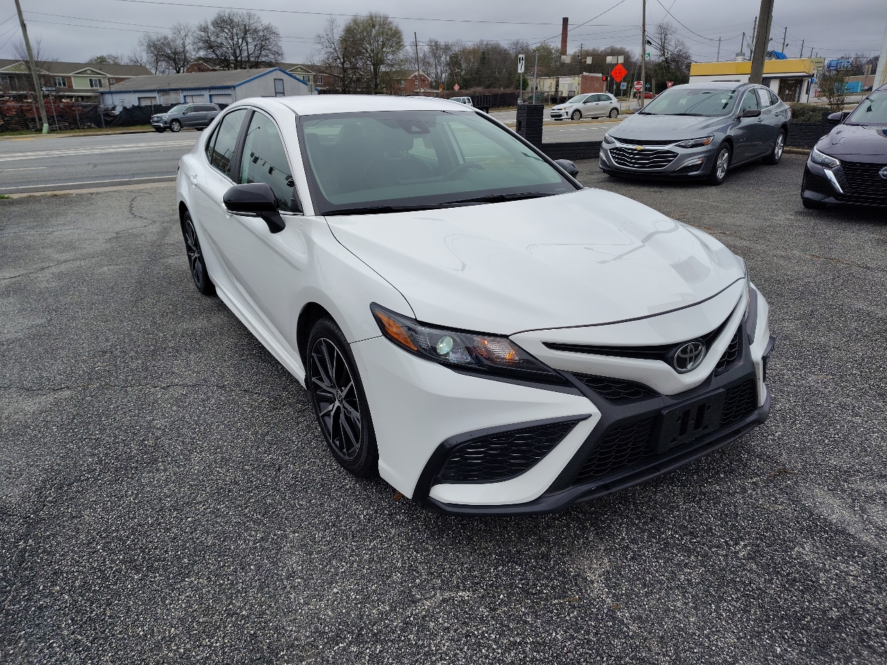 Toyota Camry SE 2024