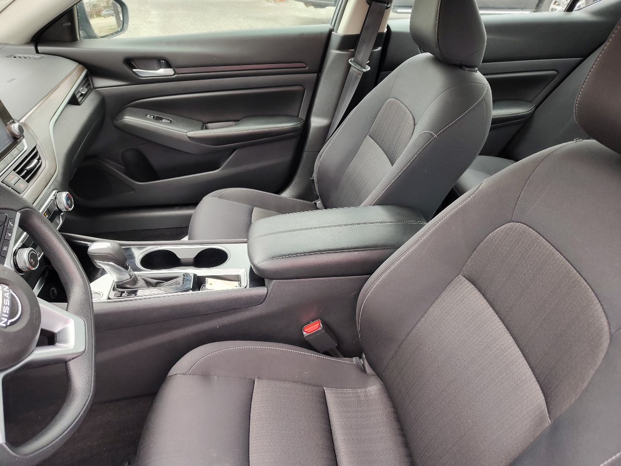 Nissan Altima 2.5 SV 2024