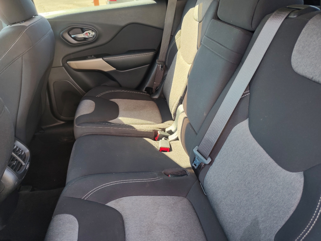 Jeep Cherokee Latitude FWD 2018