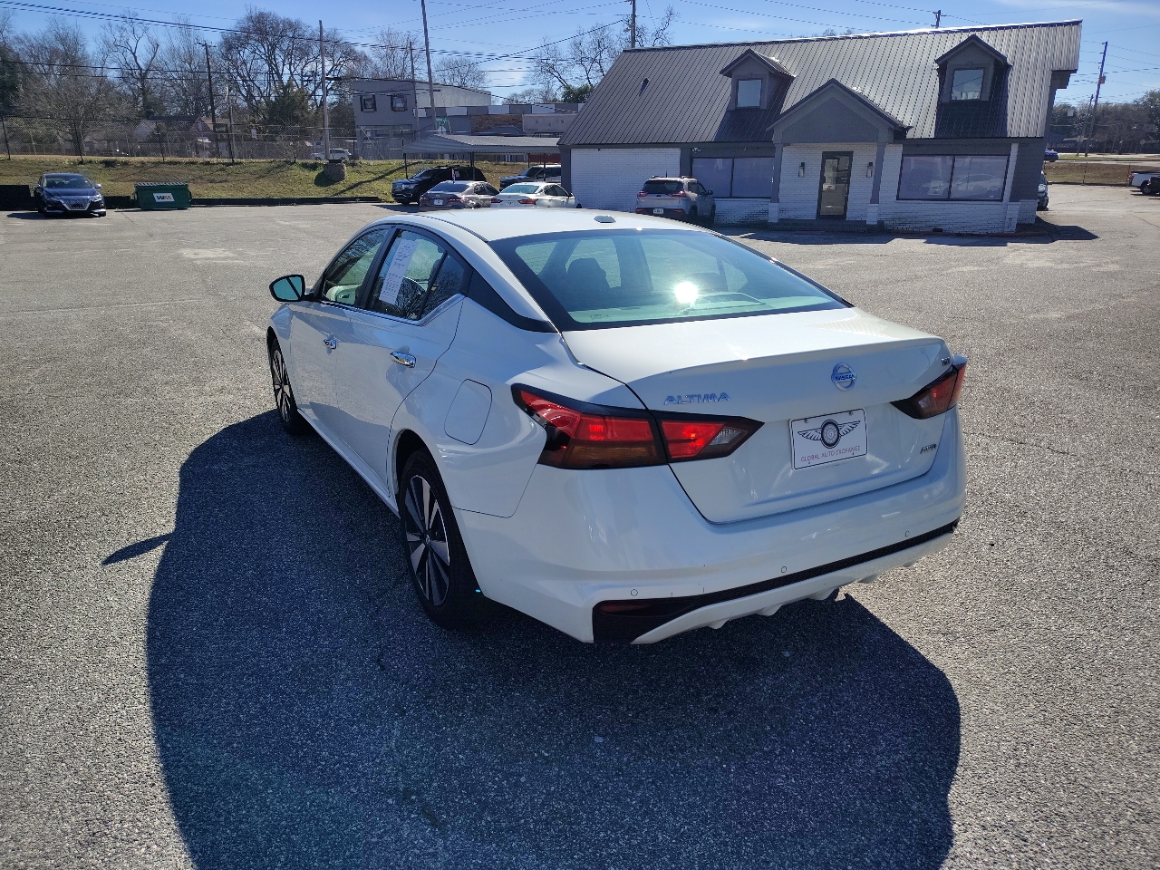 Nissan Altima 2.5 SV AWD 2022