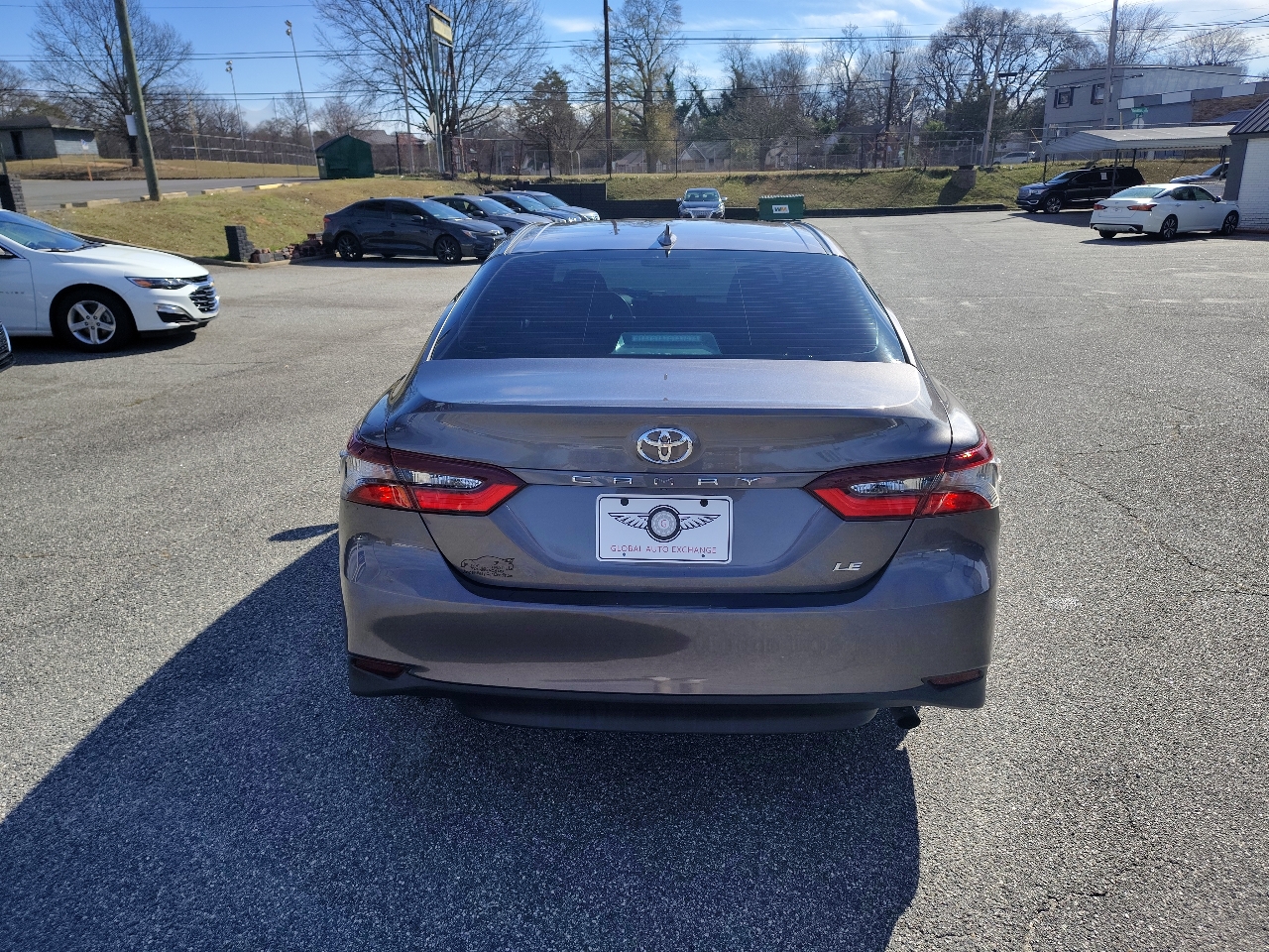 Toyota Camry LE 2021