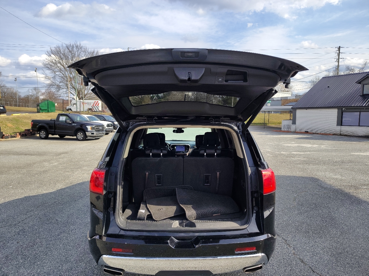 GMC Acadia Denali 2019